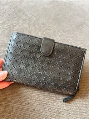 Bottega Veneta Intrecciato leather wallet black